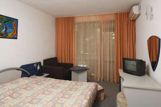 Отель Elmar Hotel Китен Двухместный номер с 1 кроватью или 2 отдельными кроватями-1